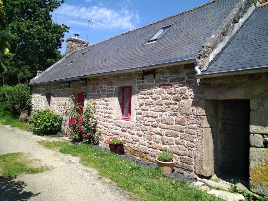 Les Crins De Gaia Villa Plogastel-Saint-Germain Екстериор снимка